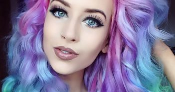 7 Dicas que mulheres de cabelos coloridos não devem se esquecer de fazer